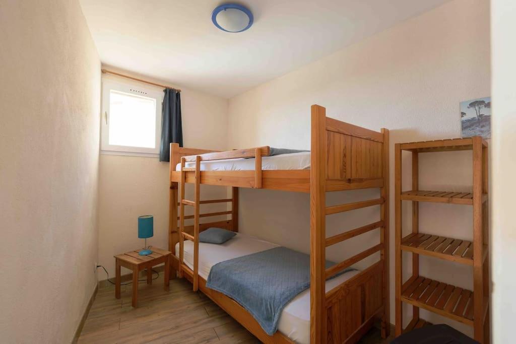 Apartmán Au Bord De L'Eau Fleury  Exteriér fotografie