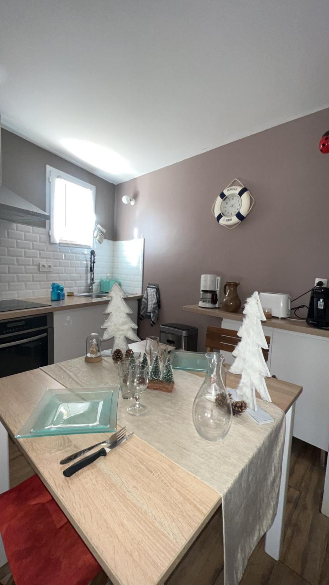 Apartmán Au Bord De L'Eau Fleury  Exteriér fotografie